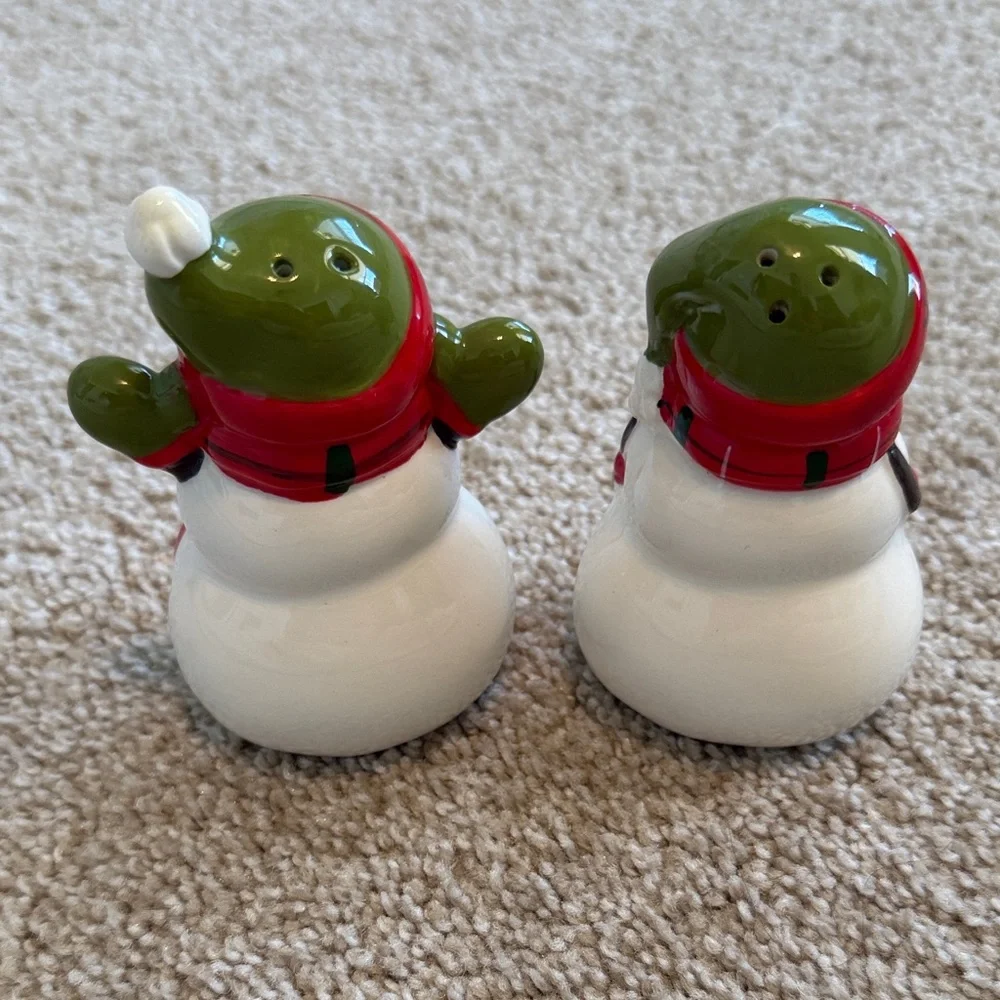 Holiday Snowman Salt & Pepper Shakers